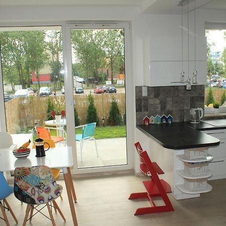 Апартаменти Sunny Sleeps 4 By The Beach With Garden Patio - Gdansk Przymorze Екстер'єр фото