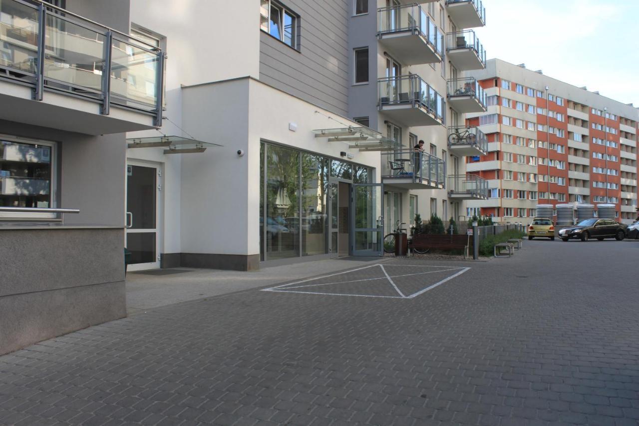 Апартаменти Sunny Sleeps 4 By The Beach With Garden Patio - Gdansk Przymorze Екстер'єр фото